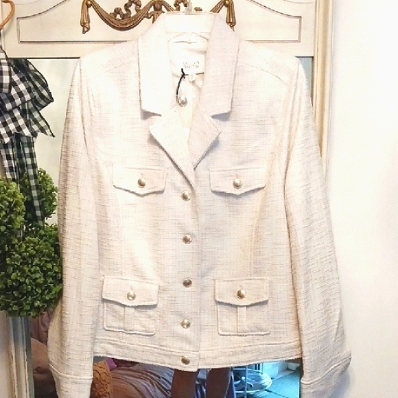 Jaclyn Smitj Jackets & Blazers - STUNNING! ⚜️Jaclyn Smith ⚜️White Blazer Classic Structured Design XL Gorgeous!